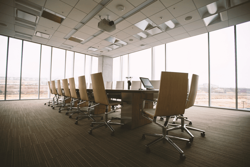 How to Start Your Own IT Business: A Step-by-Step Guide to Becoming an IT Entrepreneur