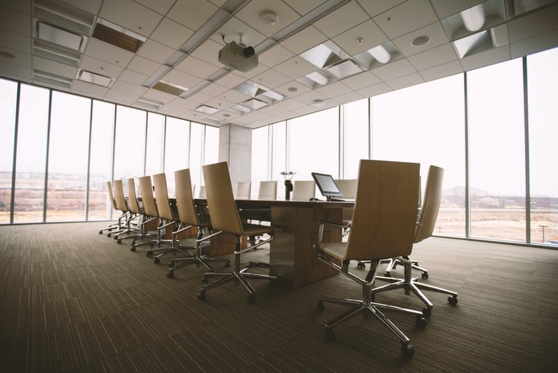 How to Start Your Own IT Business: A Step-by-Step Guide to Becoming an IT Entrepreneur