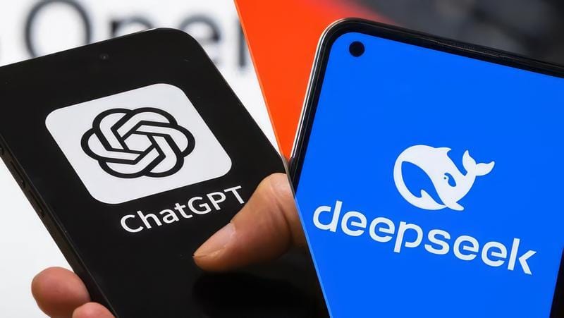 DeepSeek vs ChatGPT: The Ultimate AI Showdown in 2025